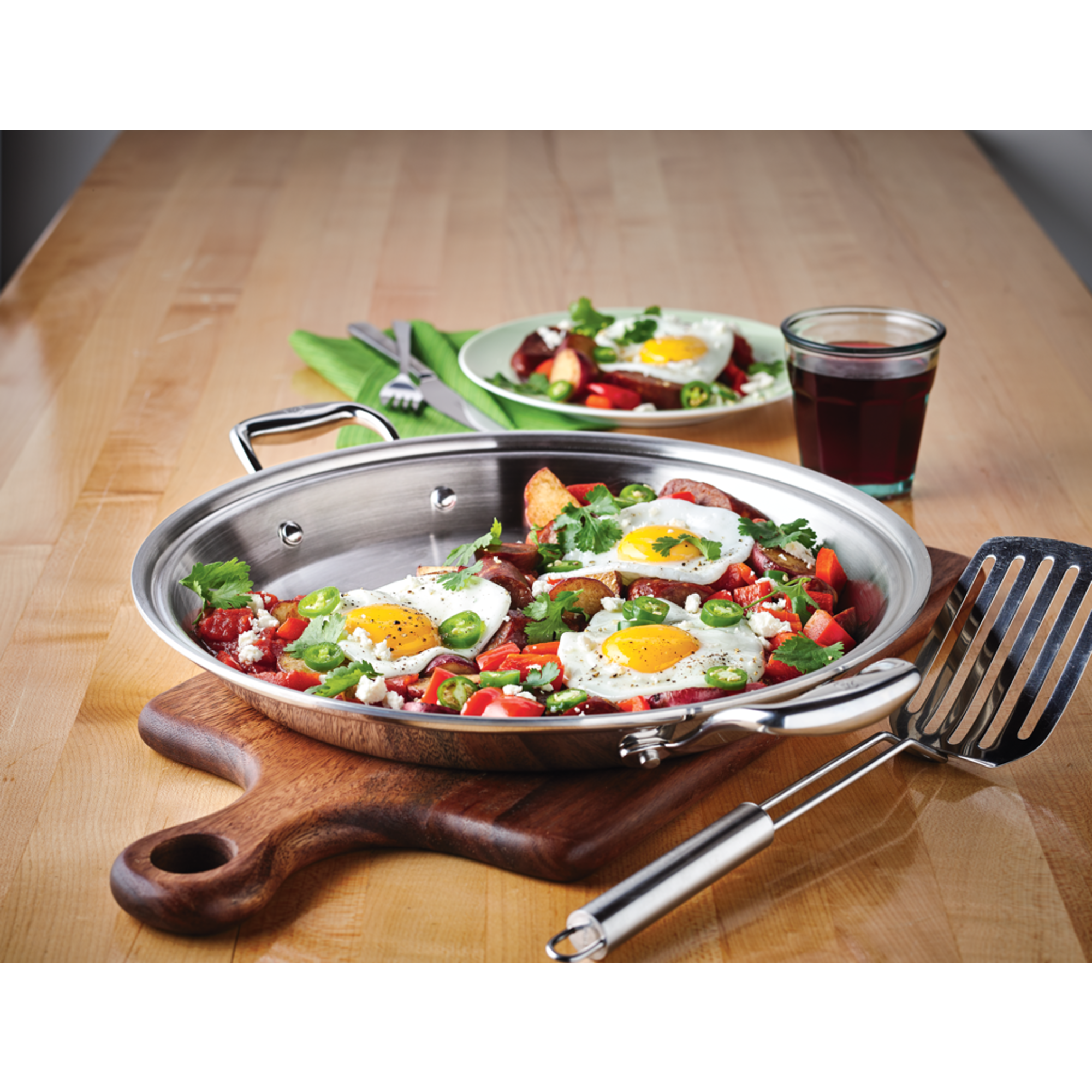 Titanium Series 13.5" Paella Pan with Lid