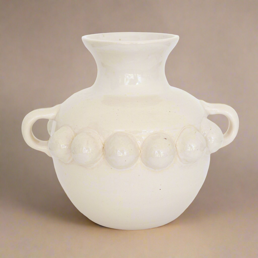 Jug vase with spheres