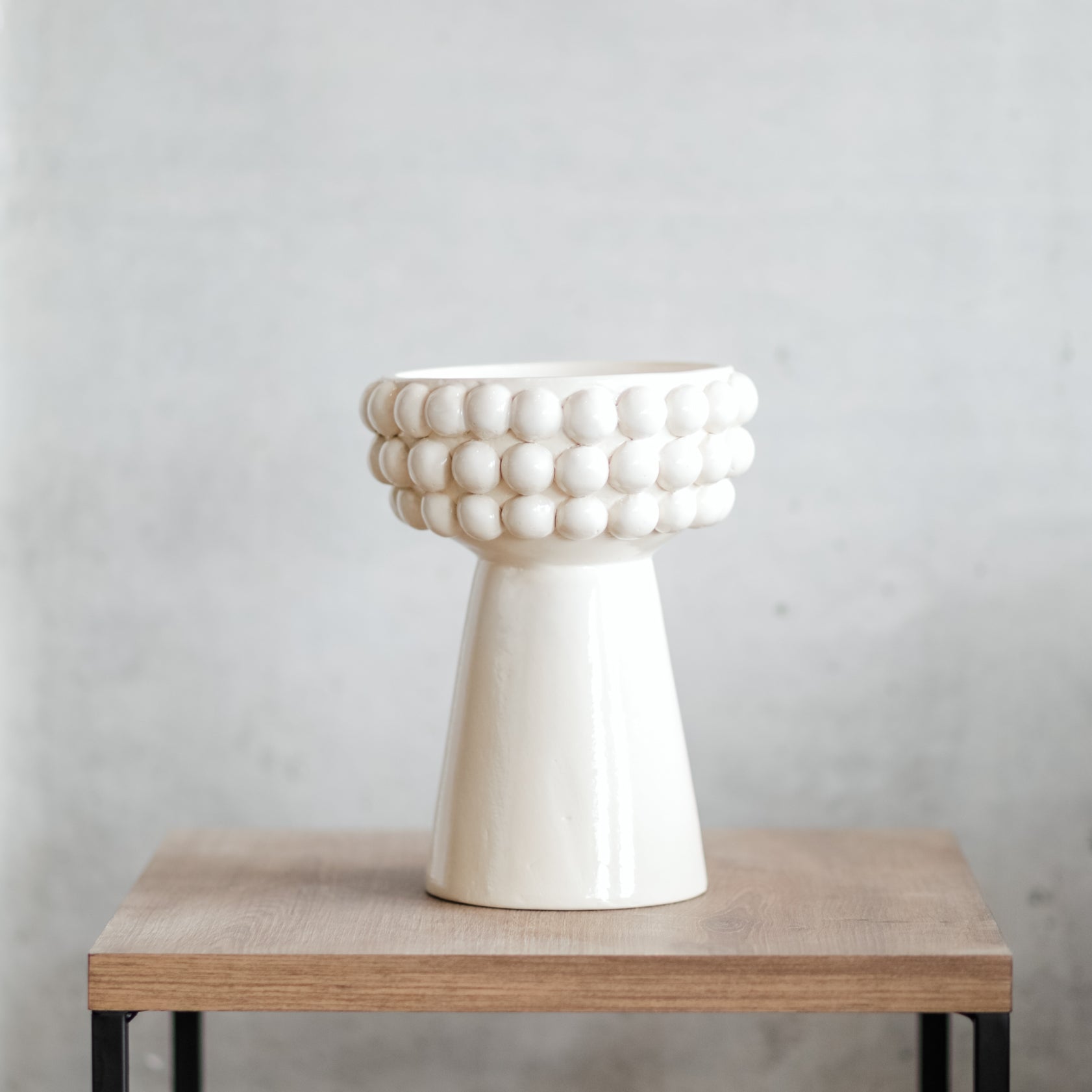 Tall bowl vase with spheres