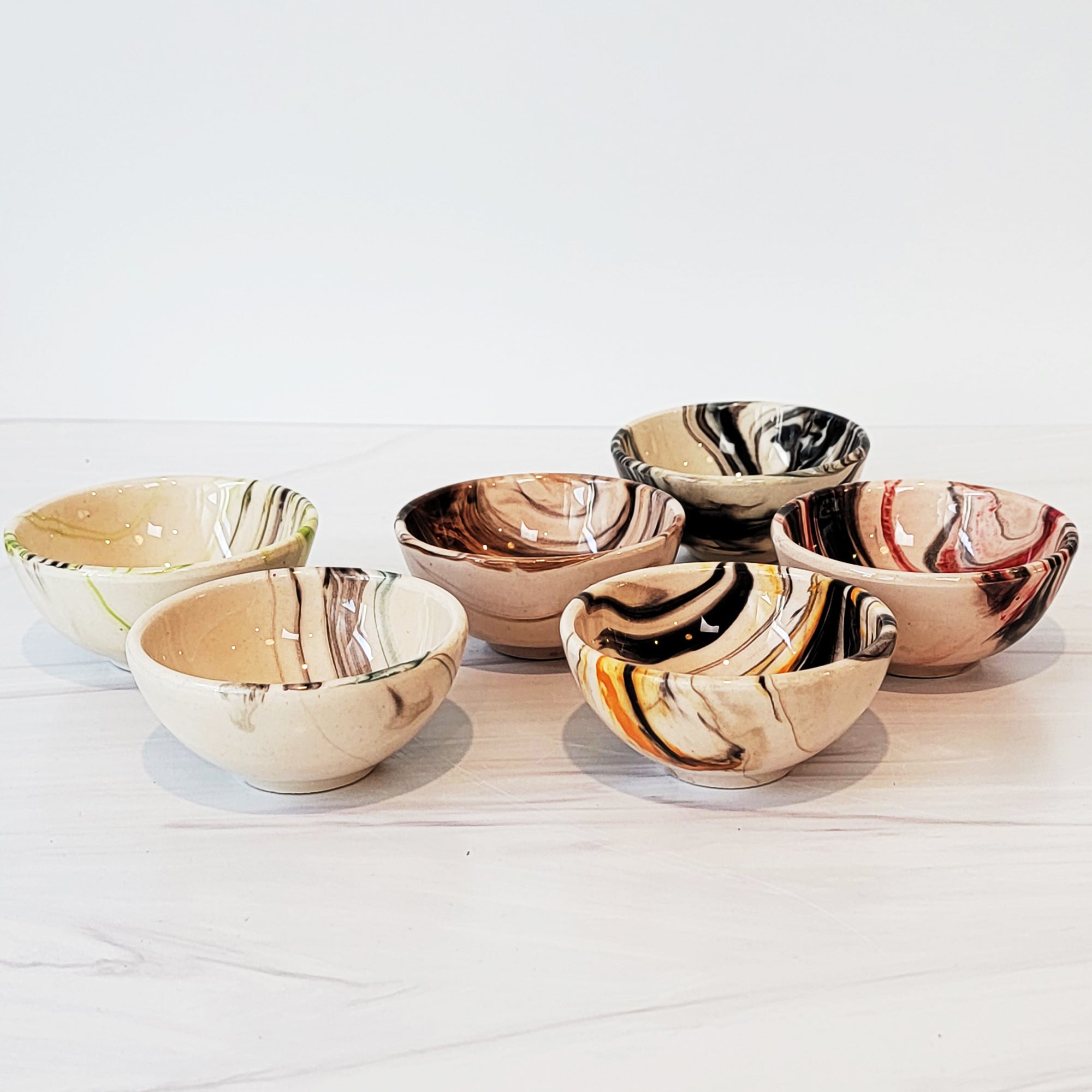 marbled ceramic dip bowls