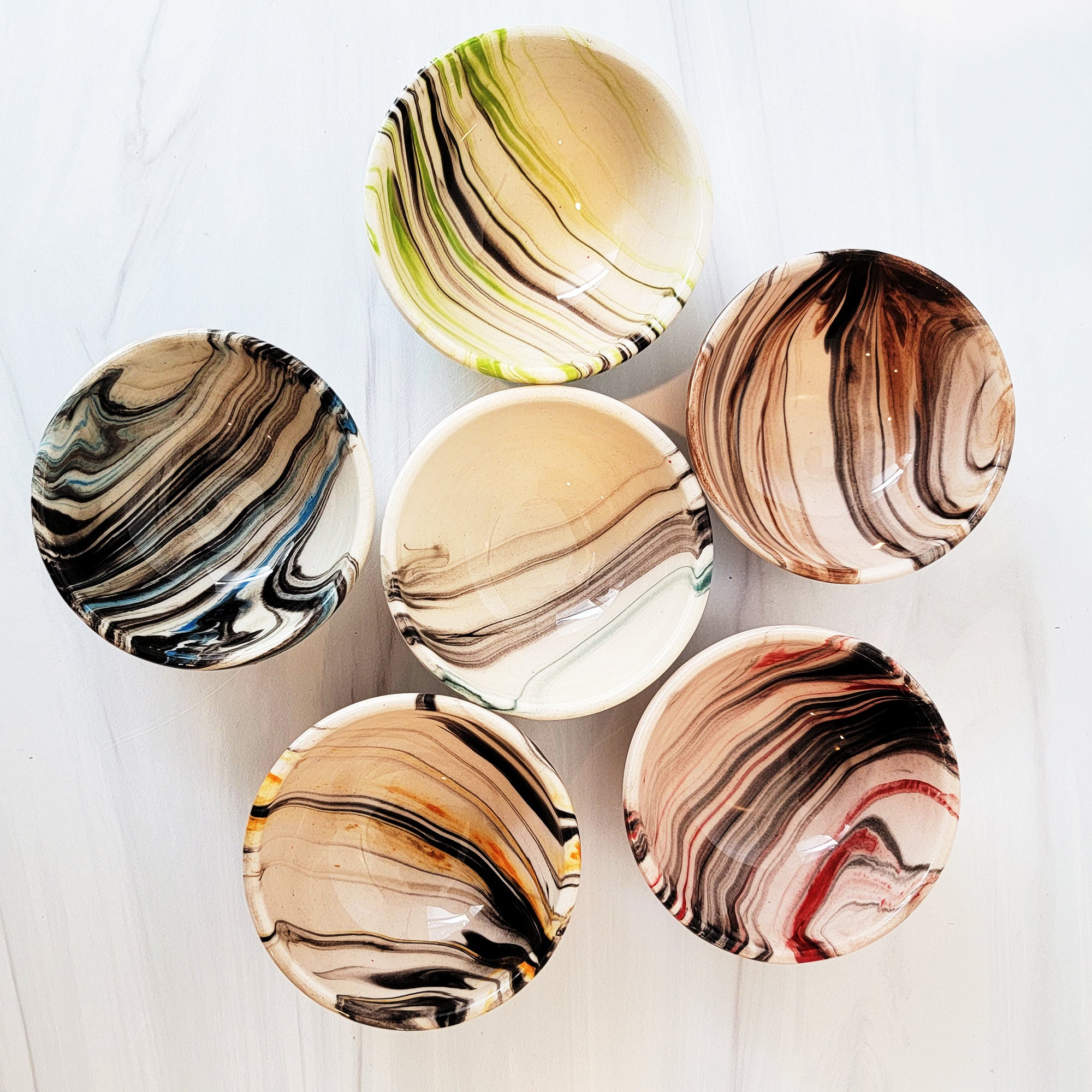 marbled ceramic dip bowls